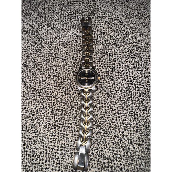 RELIC WET BY FOSSIL ZR11661 WOMENS QUARTZ WRIST WATCH WATER RESISTANT BLACK DIAL - Picture 2 of 5